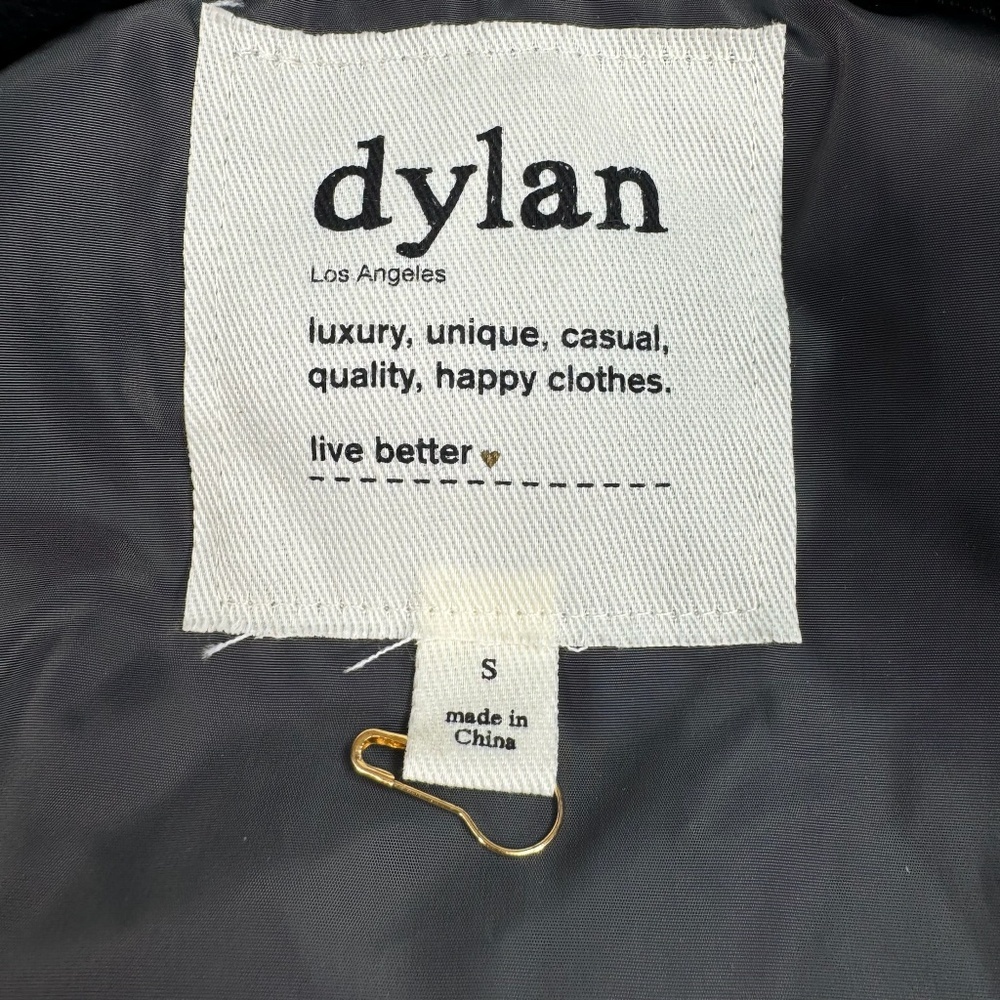 Dylan Faux Fur Puffer Vest Womens Size Small Grey Pocket Zip Up - Picture 3 of 12